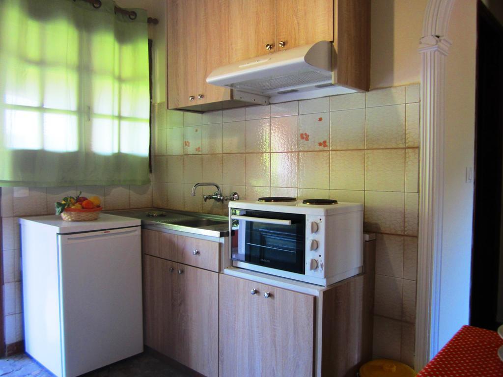 Varvara Studios & Apartments I Peroulades  ห้อง รูปภาพ